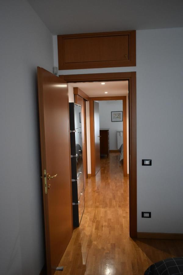 House Promenade Santa Giulia Apartment Milano Exterior foto